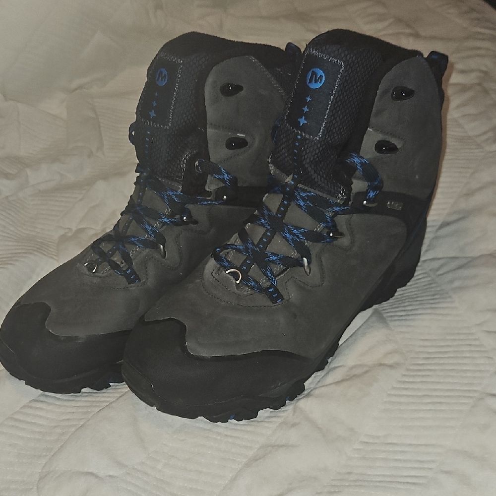 Men's Gray Hiking Boots